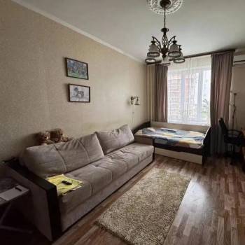 Сдается 2-х комнатная квартира, 75 м²