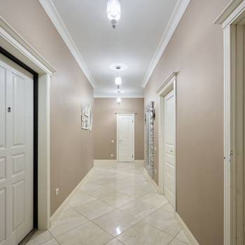 Продается Многокомнатная квартира, 117 м²