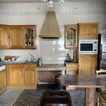 Продается Дом, 365 м²