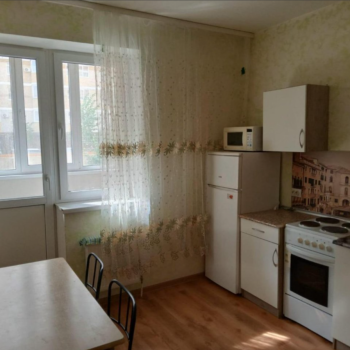 Сдается 1-комнатная квартира, 38 м²