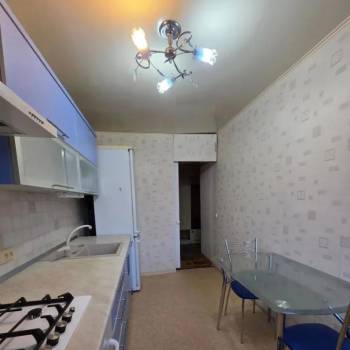 Сдается Многокомнатная квартира, 64 м²
