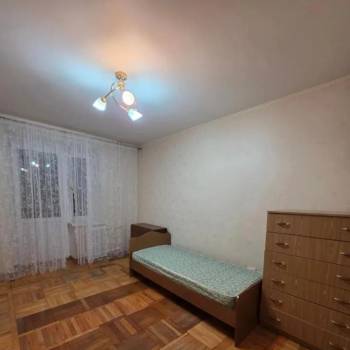 Сдается Многокомнатная квартира, 64 м²