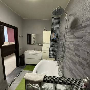 Сдается 2-х комнатная квартира, 62 м²