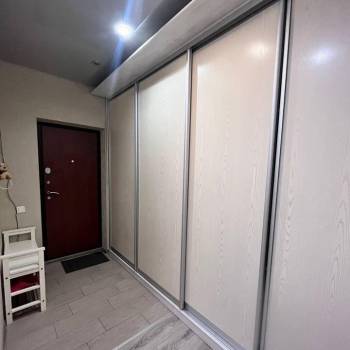 Сдается 1-комнатная квартира, 53,7 м²