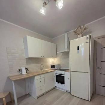 Сдается 1-комнатная квартира, 50 м²