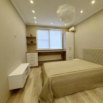 Сдается Многокомнатная квартира, 104 м²