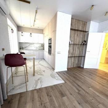 Сдается Многокомнатная квартира, 77,2 м²