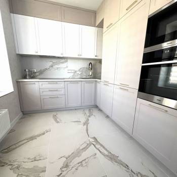 Сдается Многокомнатная квартира, 77,2 м²