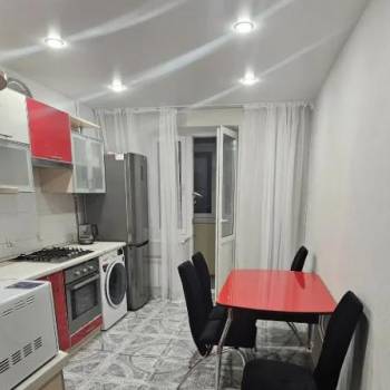 Сдается Многокомнатная квартира, 66 м²