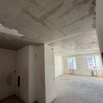 Продается 3-х комнатная квартира, 200 м²