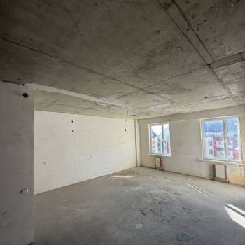 Продается 3-х комнатная квартира, 200 м²