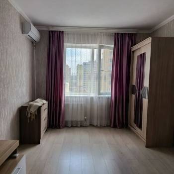 Сдается 1-комнатная квартира, 41 м²
