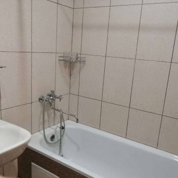 Сдается 1-комнатная квартира, 50 м²