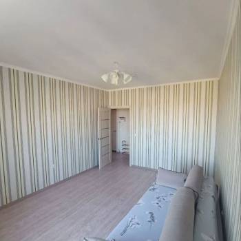 Продается 1-комнатная квартира, 39,8 м²