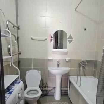 Продается 1-комнатная квартира, 41 м²