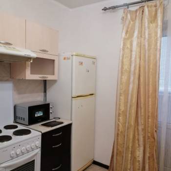 Сдается 1-комнатная квартира, 39 м²