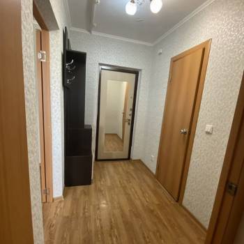 Сдается 1-комнатная квартира, 40 м²
