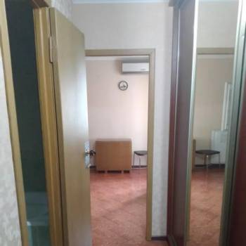 Продается 1-комнатная квартира, 37,5 м²