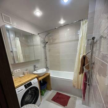 Сдается 2-х комнатная квартира, 65,4 м²
