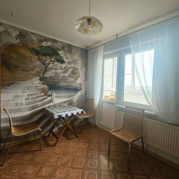 Продается 1-комнатная квартира, 38 м²