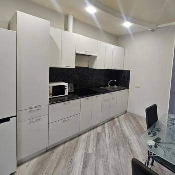 Сдается 1-комнатная квартира, 46 м²