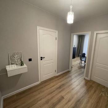 Сдается 1-комнатная квартира, 42 м²