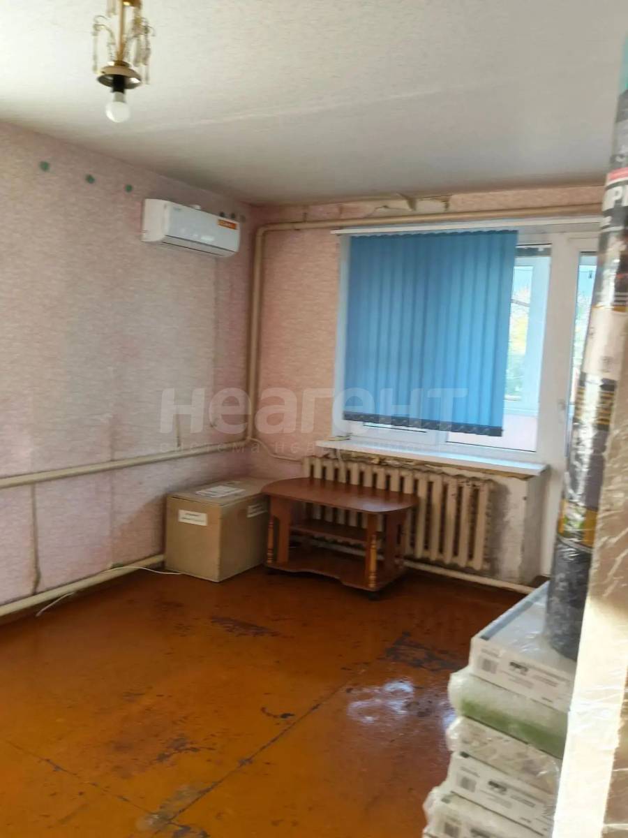 Продам 3-х ком. квартиру, п. Голубая нива (Школьная)