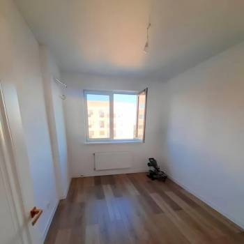Продается 1-комнатная квартира, 33 м²