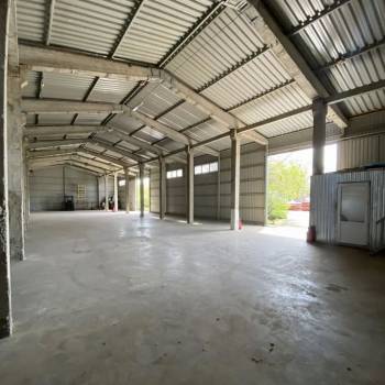 Сдается Нежилое помещение, 560 м²