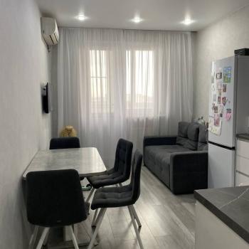 Продается 1-комнатная квартира, 43 м²