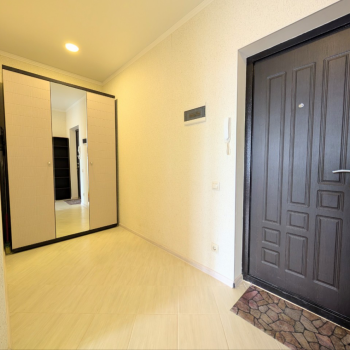 Продается 1-комнатная квартира, 43,7 м²