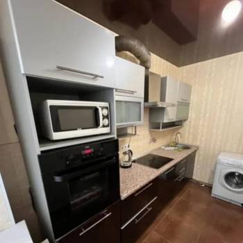 Сдается 1-комнатная квартира, 35 м²