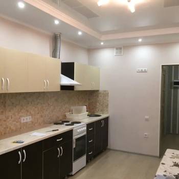 Сдается 1-комнатная квартира, 42 м²