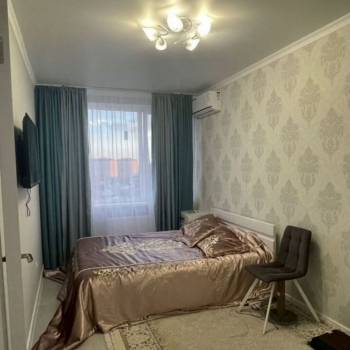 Сдается 1-комнатная квартира, 43 м²