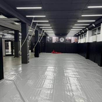 Сдается Нежилое помещение, 232 м²