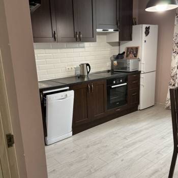 Продается 1-комнатная квартира, 39 м²