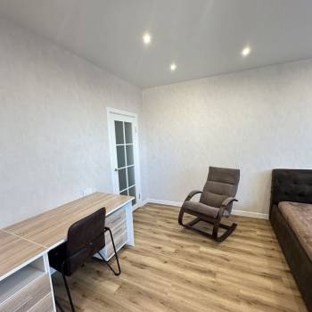 Продается 1-комнатная квартира, 47,9 м²
