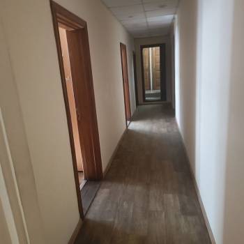 Продается Нежилое помещение, 563 м²