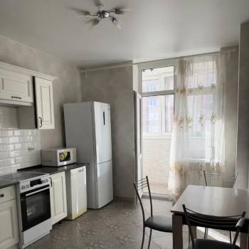 Продается 1-комнатная квартира, 39,5 м²