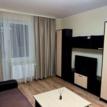 Сдается 1-комнатная квартира, 40 м²