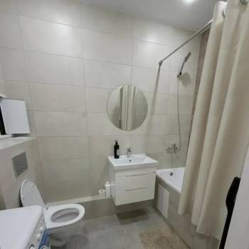Сдается 1-комнатная квартира, 37 м²