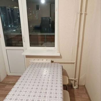 Сдается 2-х комнатная квартира, 65 м²