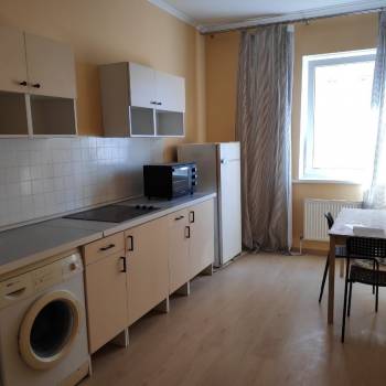 Сдается 1-комнатная квартира, 40 м²