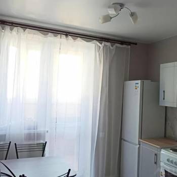 Сдается 1-комнатная квартира, 40 м²
