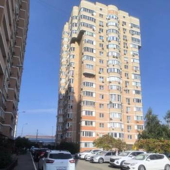 Сдается 1-комнатная квартира, 46,5 м²