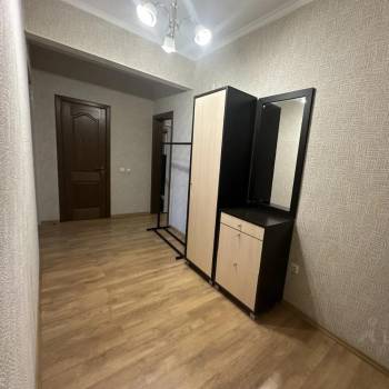 Сдается 1-комнатная квартира, 54 м²