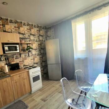 Сдается 1-комнатная квартира, 40 м²