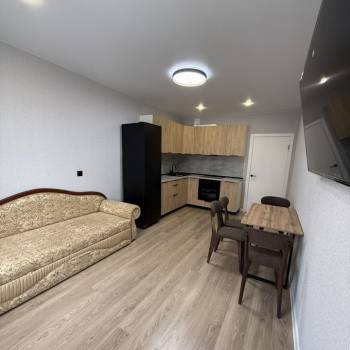 Сдается 1-комнатная квартира, 42 м²