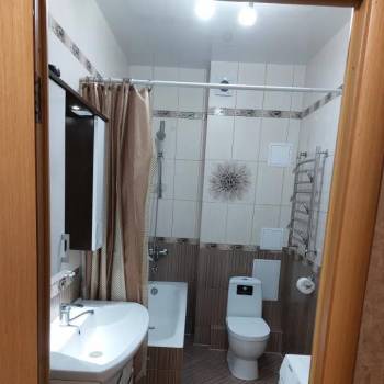Продается 1-комнатная квартира, 41,9 м²