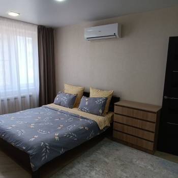 Сдается 1-комнатная квартира, 42 м²